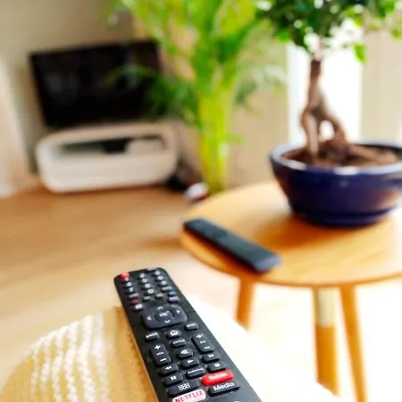 Appartamento Le 14 T2 Rénové Pkg Privé Netflix Niort